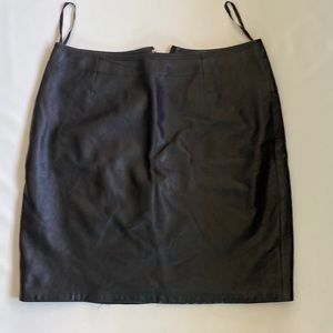 Vintage Hugo Buscati genuine leather mini skirt. Size 14